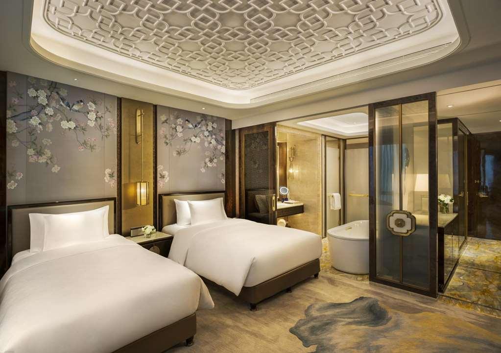 Wanda Reign Chengdu Hotel Съоръжения снимка