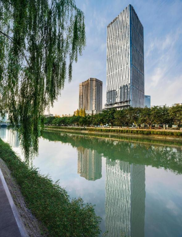 Wanda Reign Chengdu Hotel Екстериор снимка