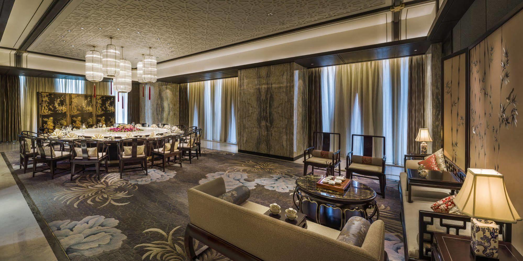 Wanda Reign Chengdu Hotel Екстериор снимка