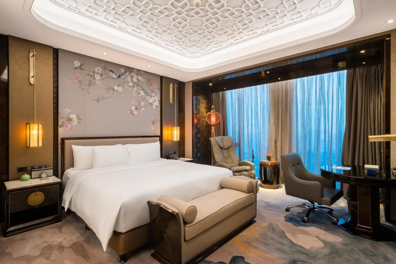 Wanda Reign Chengdu Hotel Екстериор снимка
